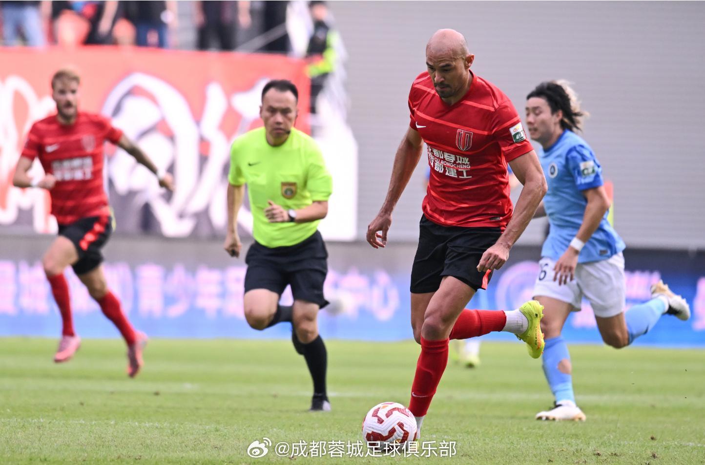 GGBET博彩官网-最新！CCTV5提前半小时，聚焦中超揭幕战，成都深圳上演双城对话